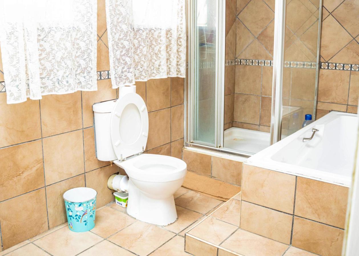 Lancaster Guest House ボックスバーグ エクステリア 写真