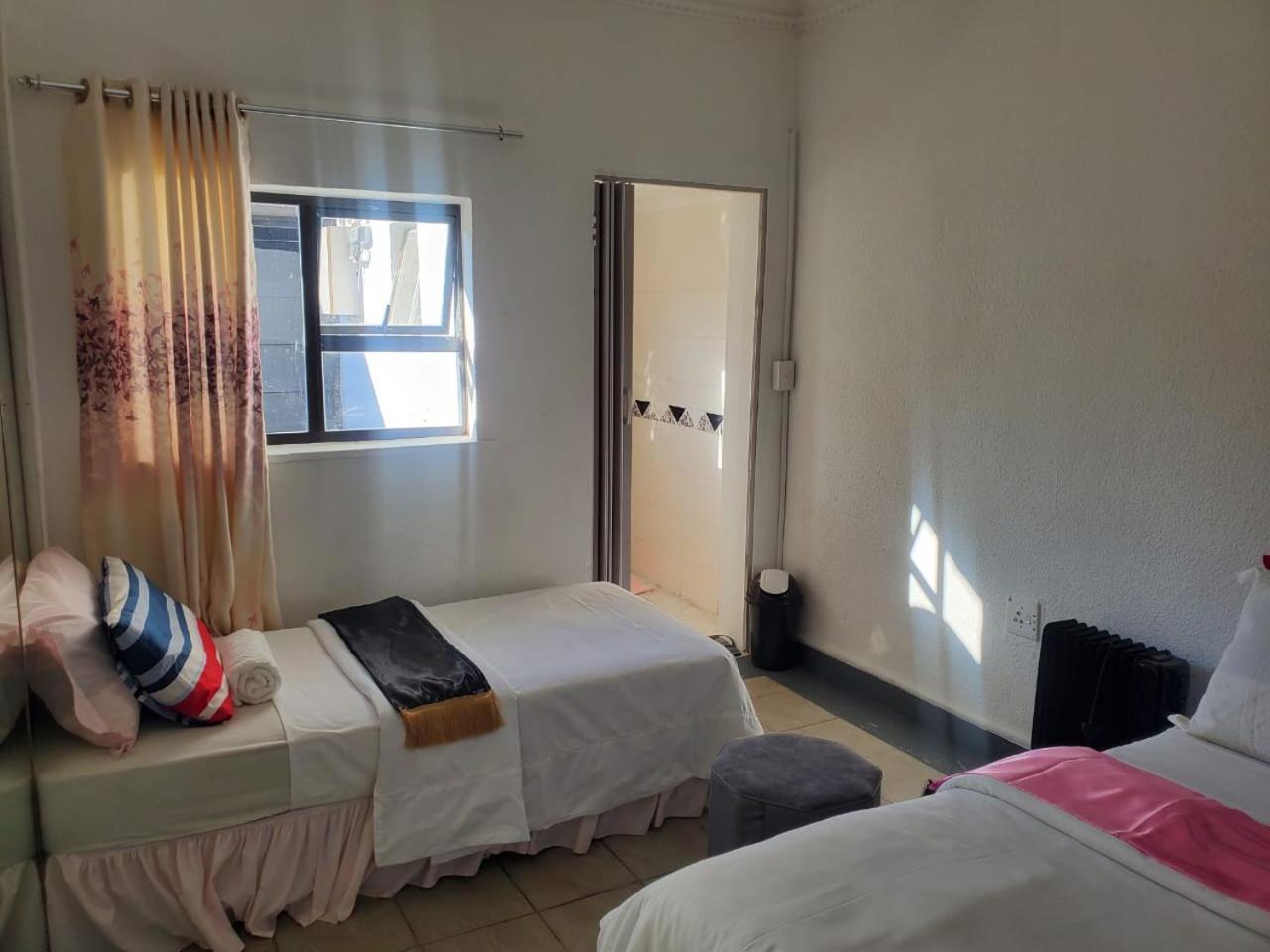 Lancaster Guest House ボックスバーグ エクステリア 写真